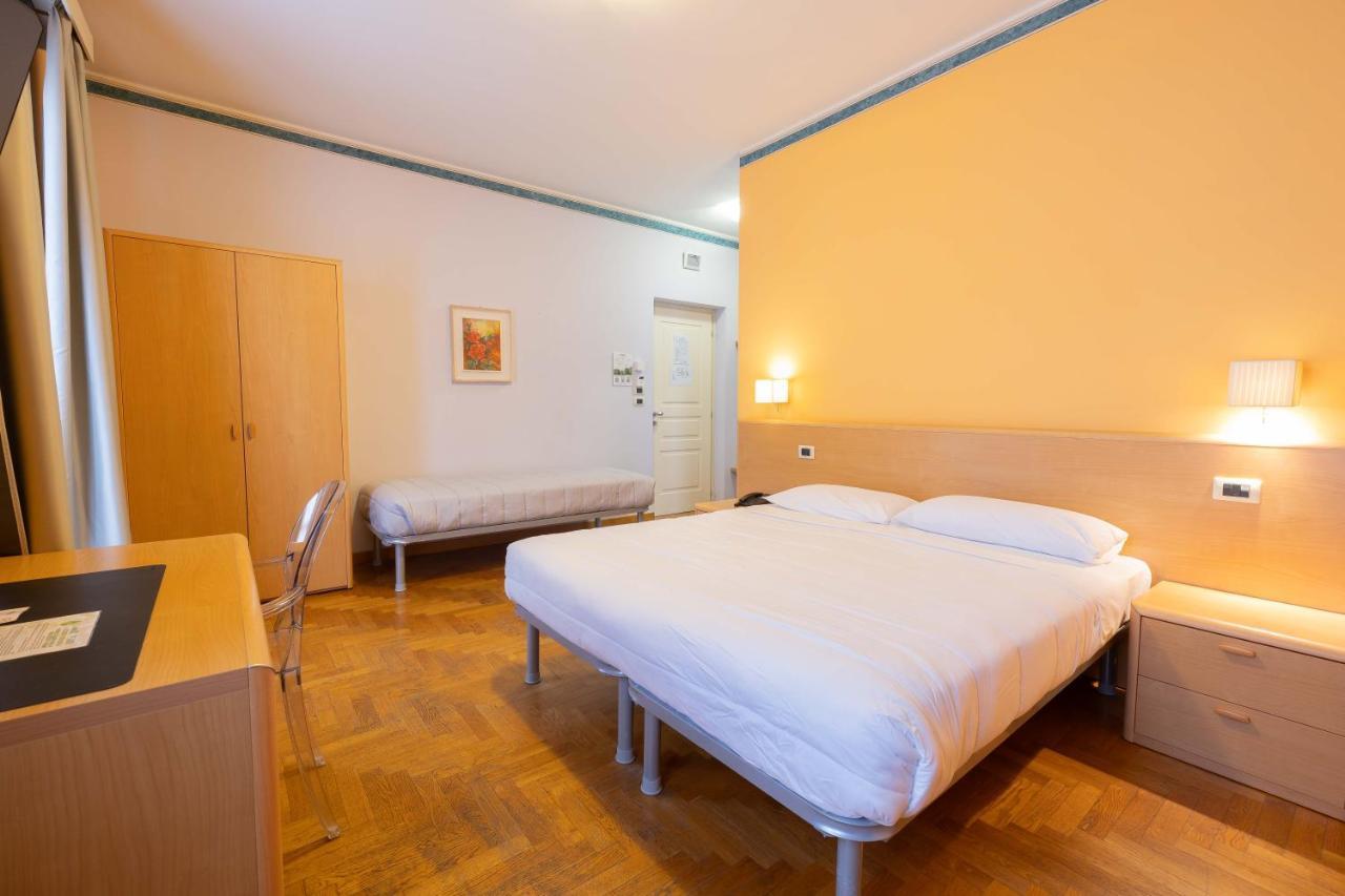 Hotel La Ferte Asti Kültér fotó