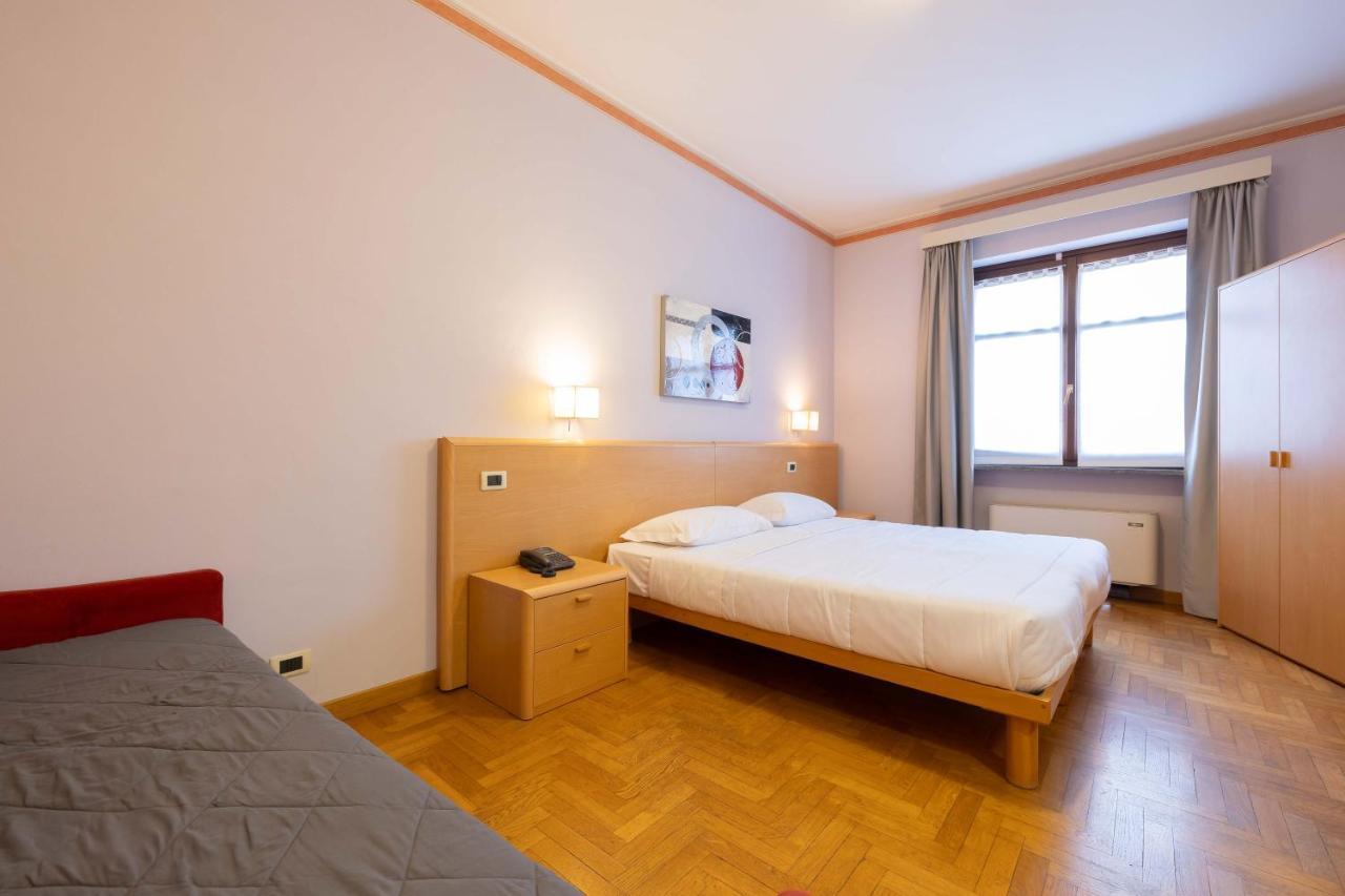 Hotel La Ferte Asti Kültér fotó