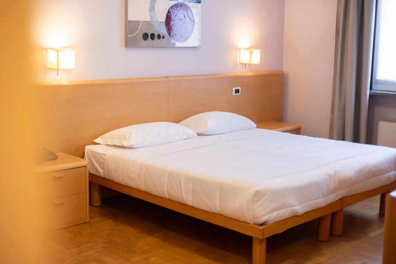 Hotel La Ferte Asti Kültér fotó