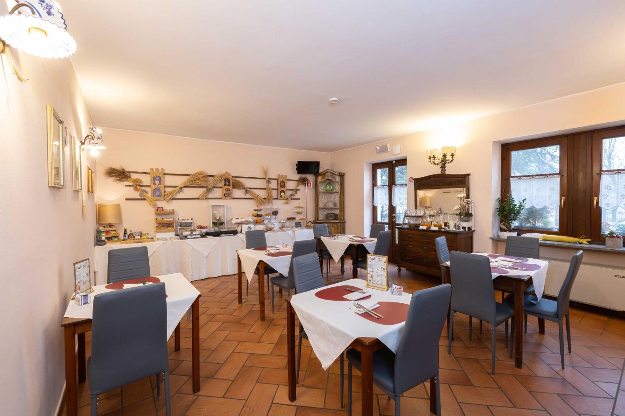 Hotel La Ferte Asti Kültér fotó